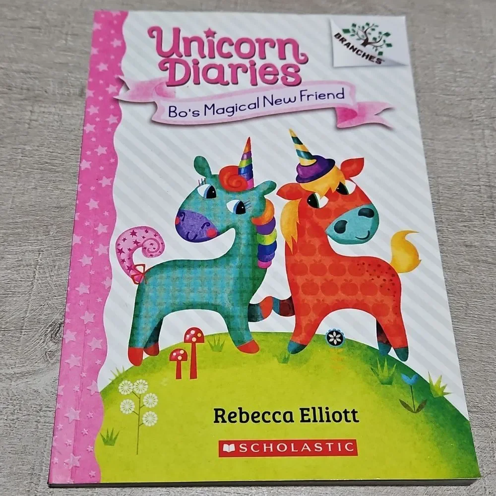 Unicorn Cuddle & Read Bundle - Picture 6 of 15